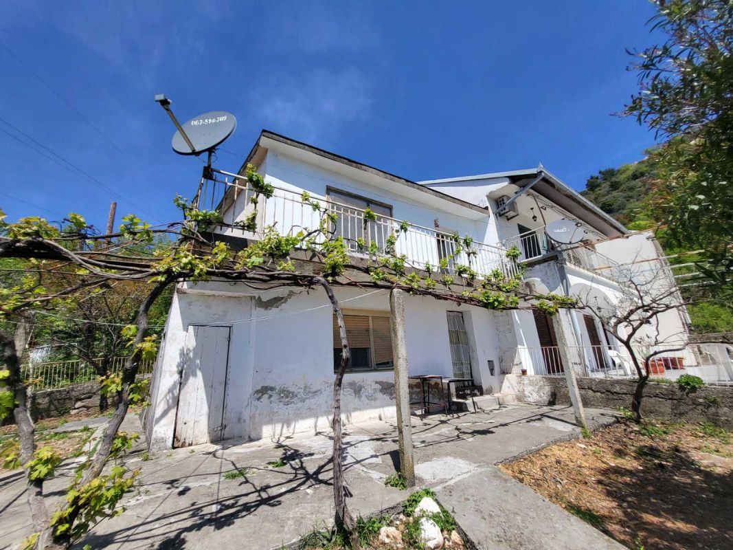 Casa a Budva, Montenegro, 80 m² - foto 2