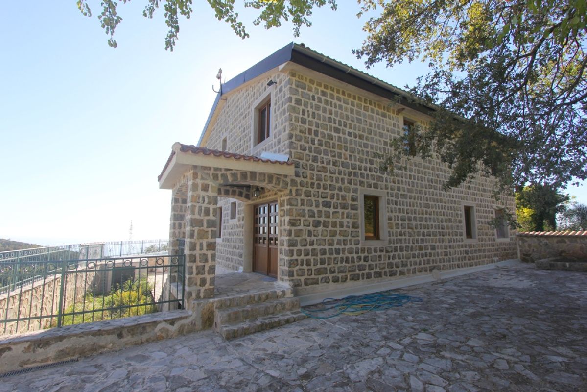 Casa a Petrovac, Montenegro, 466 m² - foto 4