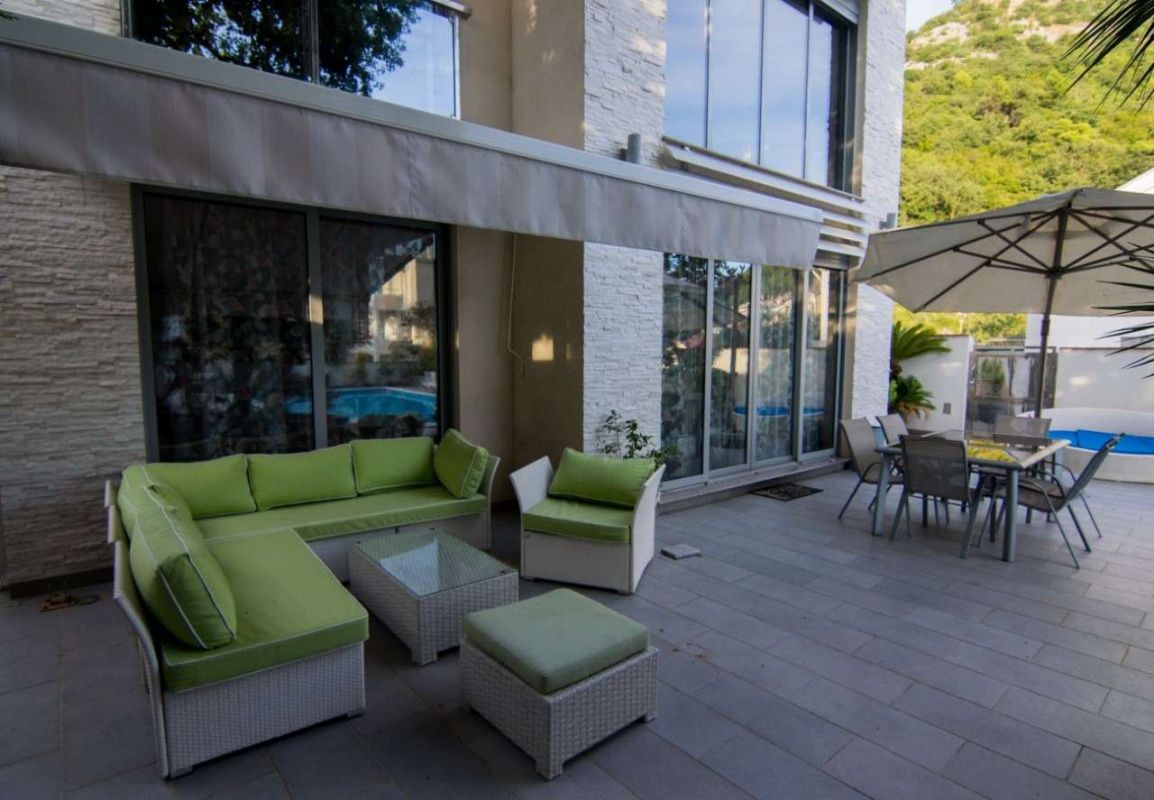 Casa a Budva, Montenegro, 298 m² - foto 4