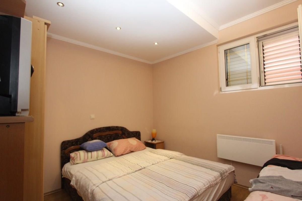 Haus in Budva, Montenegro, 300 m² - Foto 14