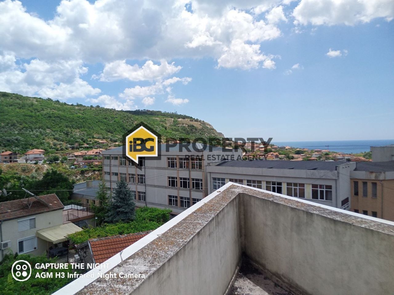 Appartement à Baltchik, Bulgarie, 150 m² - image 1