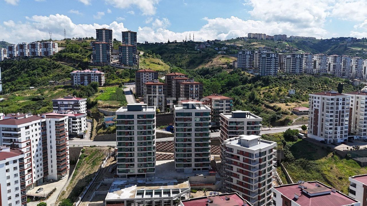 Appartement Akçaabat, Turquie, 184 m² - image 1