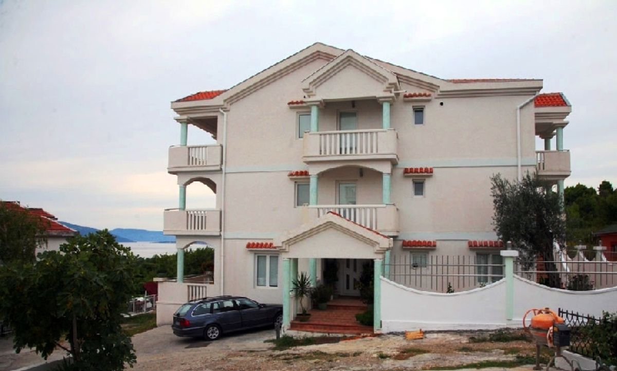 Hôtel à Tivat, Monténégro, 600 m² - image 1