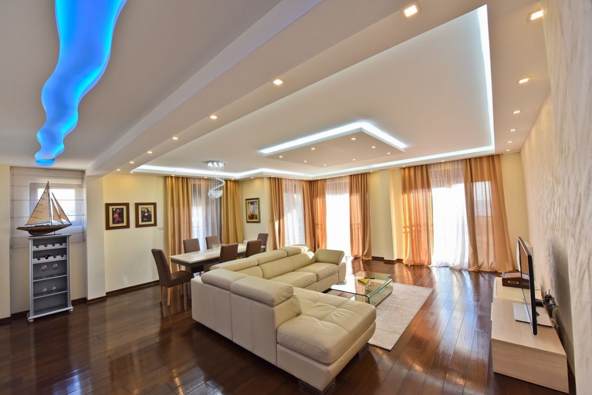 Appartement à Petrovac, Monténégro, 152 m² - image 1