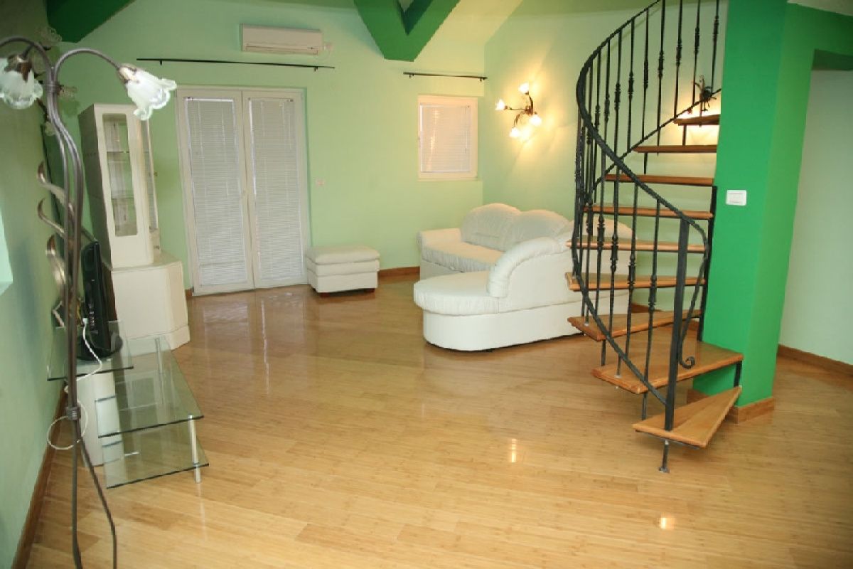 Hotel en Tivat, Montenegro, 600 m² - imagen 5