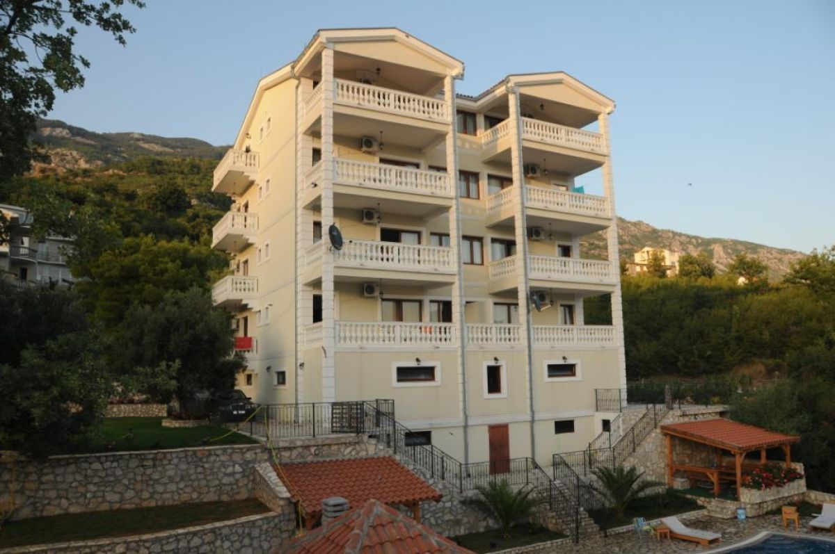 Casa a Budva, Montenegro, 1 000 m² - foto 7