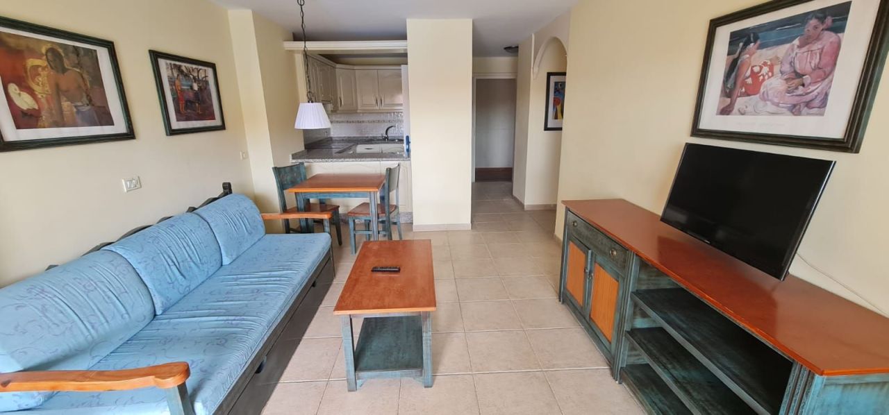 Piso en Tenerife, España, 70 m² - imagen 2