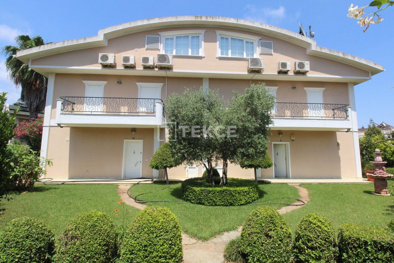 Villa en Belek, Turquia, 230 m² - imagen 1