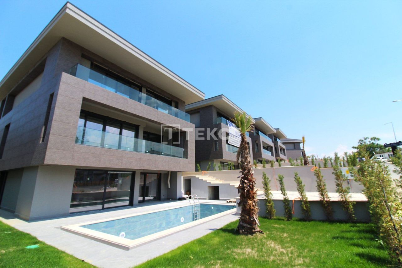 Villa Nilüfer, Turquia, 500 m² - imagen 1