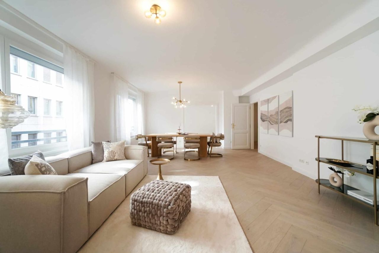 Flat in Vienna, Austria, 123 m² - picture 1