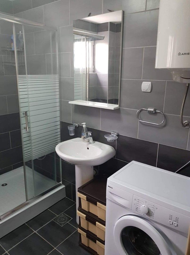 Piso en Budva, Montenegro, 61 m² - imagen 4