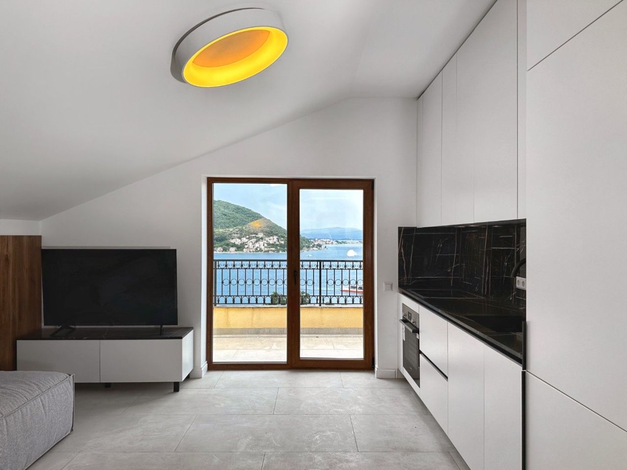 Piso en Kamenari, Montenegro, 36 m² - imagen 5