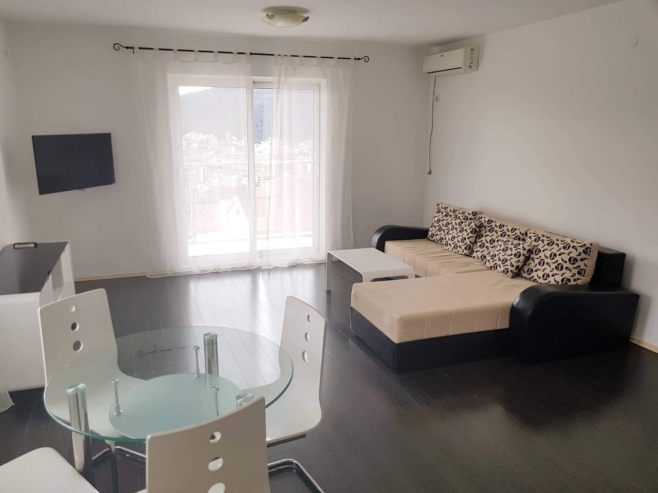 Piso en Budva, Montenegro, 61 m² - imagen 7