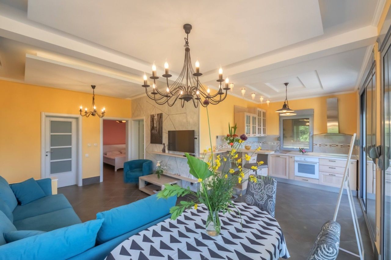 Maison à Buljarica, Monténégro, 247 m² - image 18