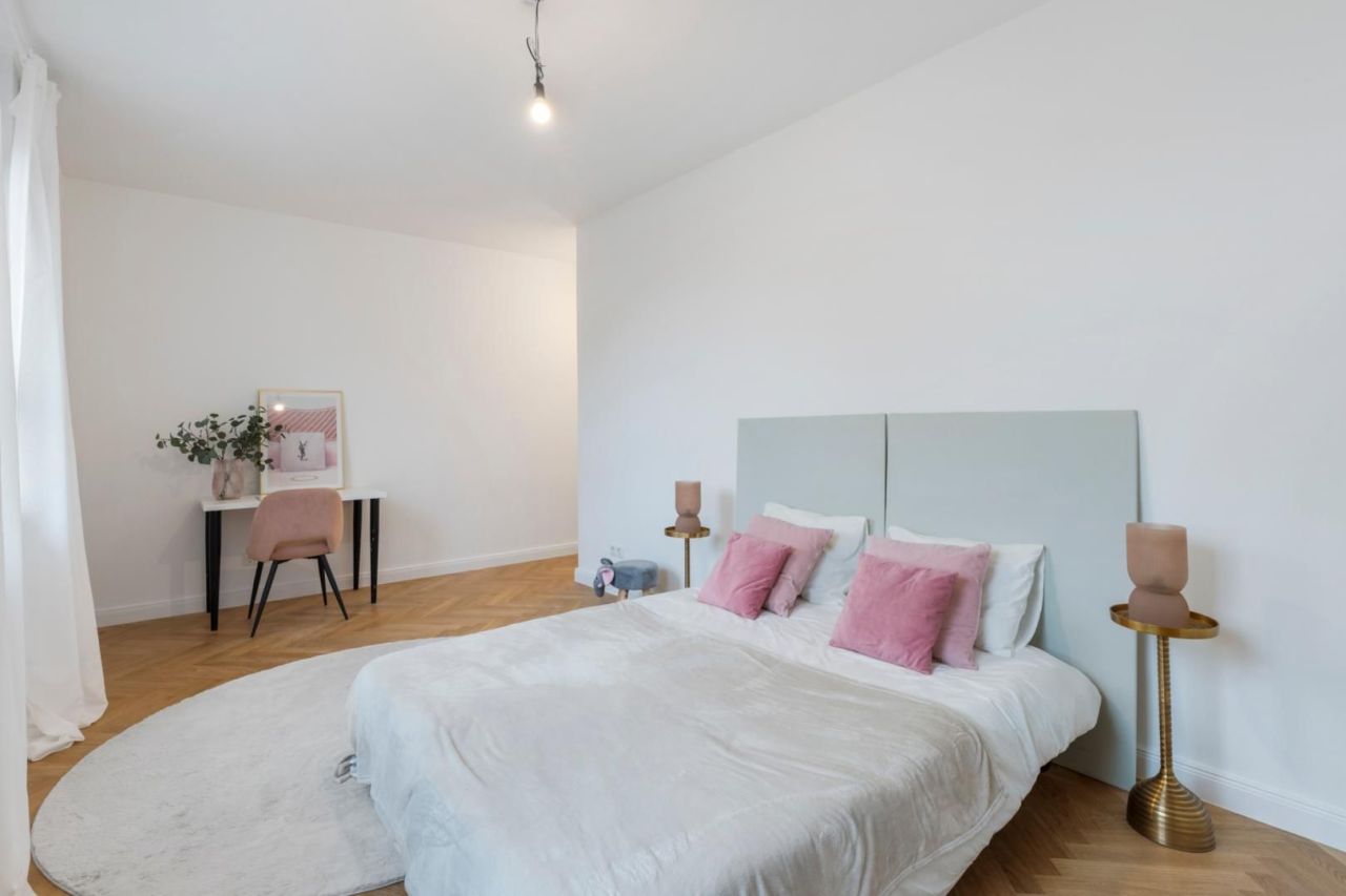 Flat in Vienna, Austria, 141.7 m² - picture 12