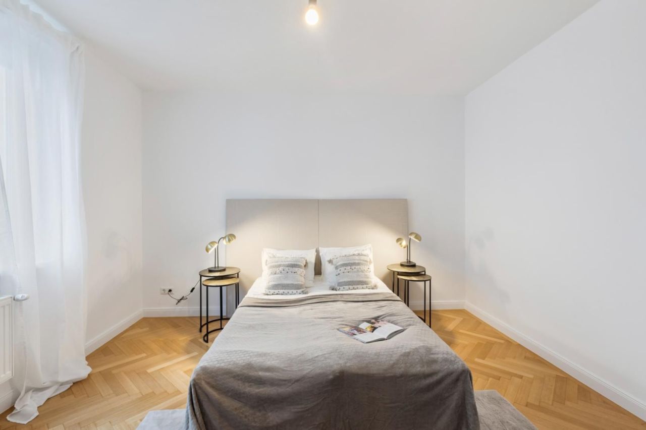 Flat in Vienna, Austria, 141.7 m² - picture 14