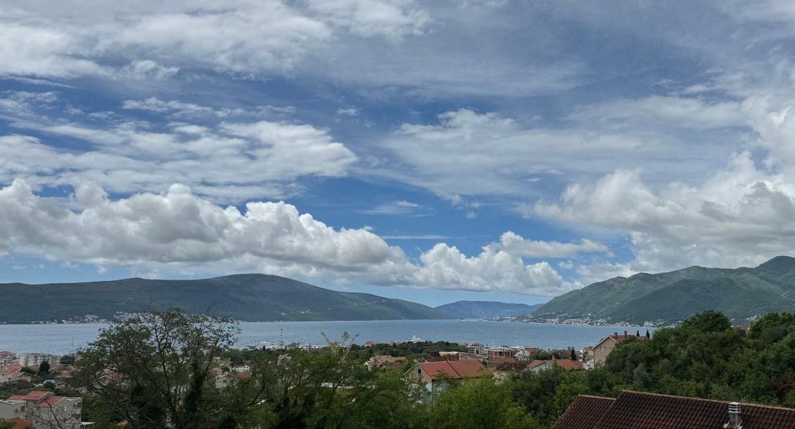 Wohnung in Tivat, Montenegro, 71 m² - Foto 2