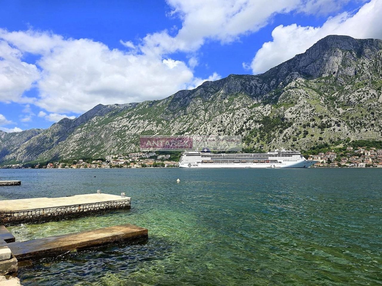 Apartment in Prcanj, Montenegro, 38.6 m² - picture 10