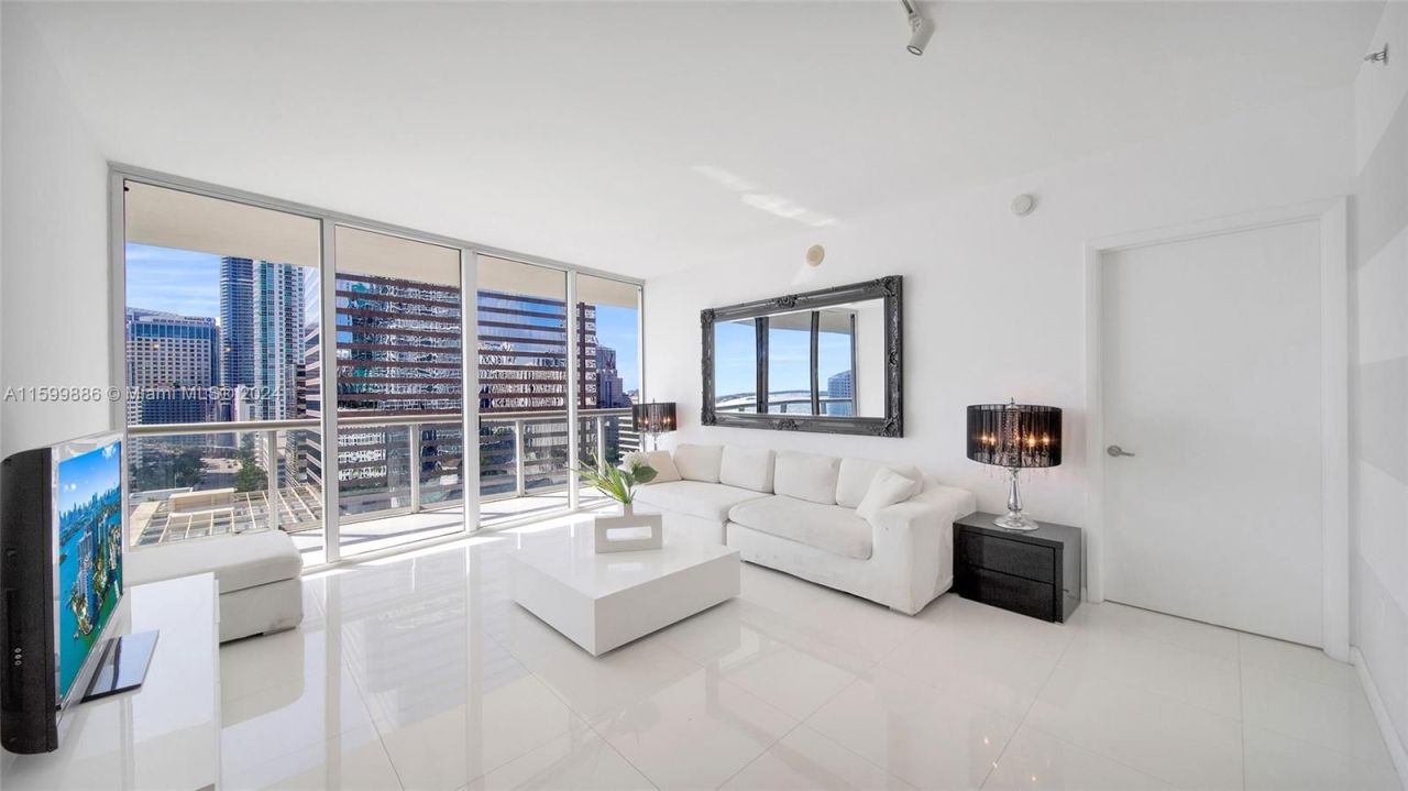 Piso en Miami, Estados Unidos, 120 m² - imagen 3