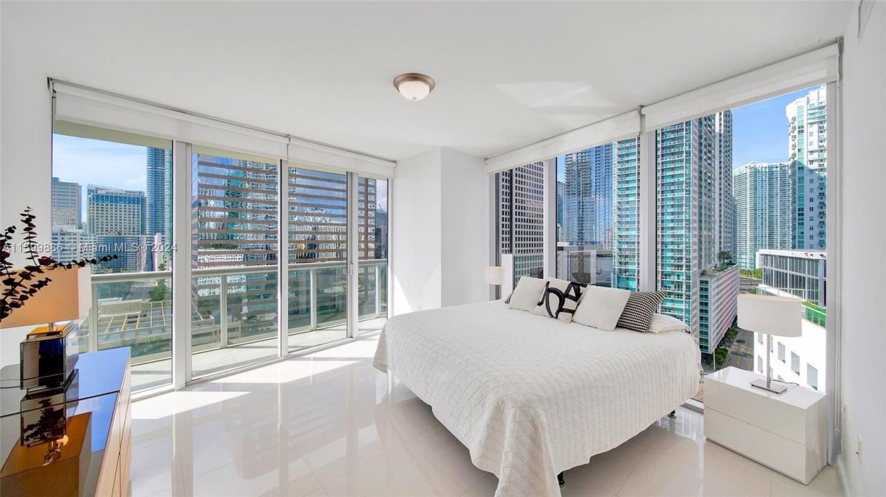 Piso en Miami, Estados Unidos, 120 m² - imagen 8