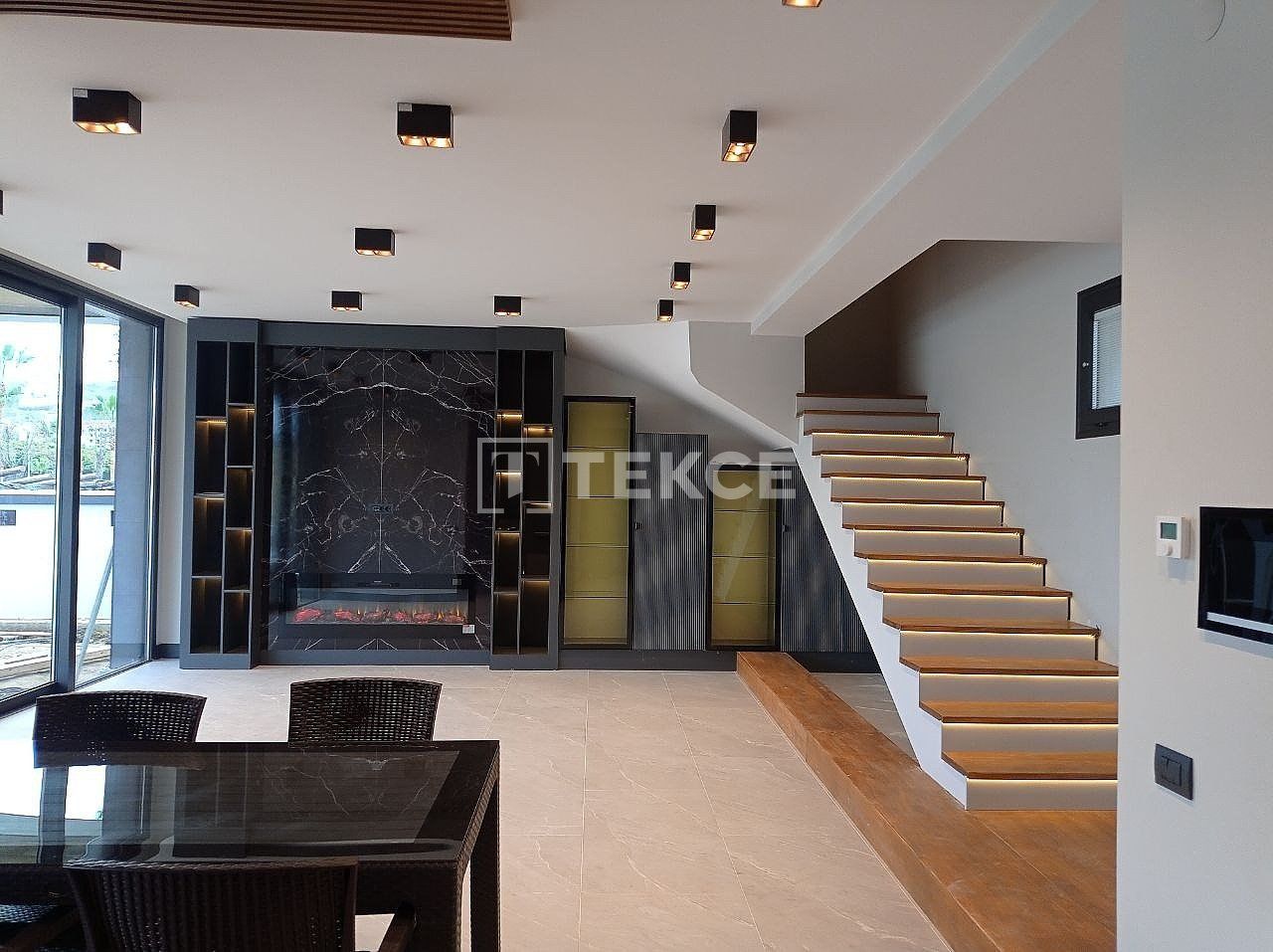 Villa en Alanya, Turquia, 240 m² - imagen 1