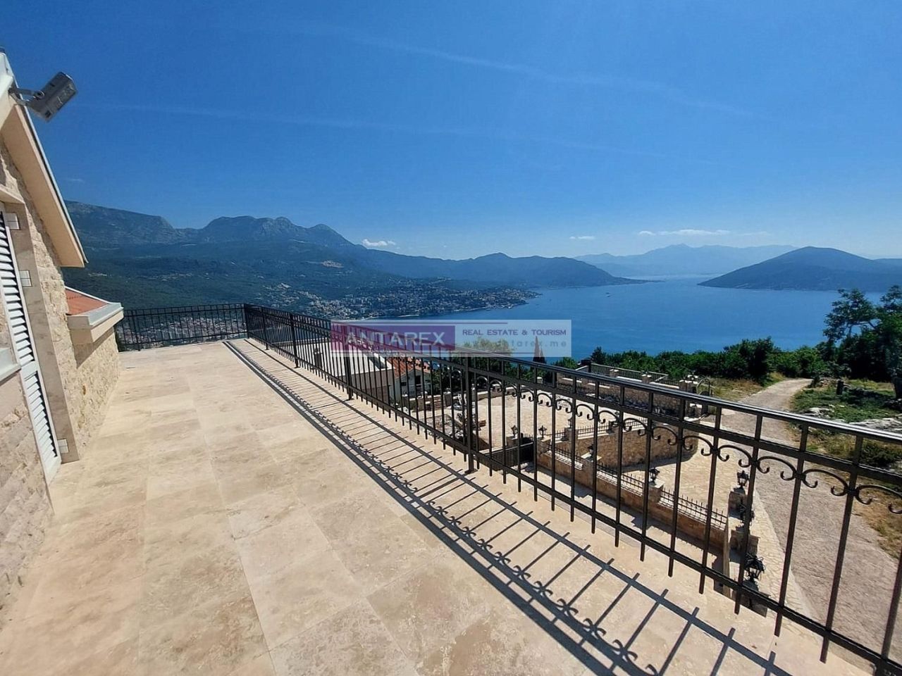 Villa in Herceg-Novi, Montenegro, 252 m² - picture 8