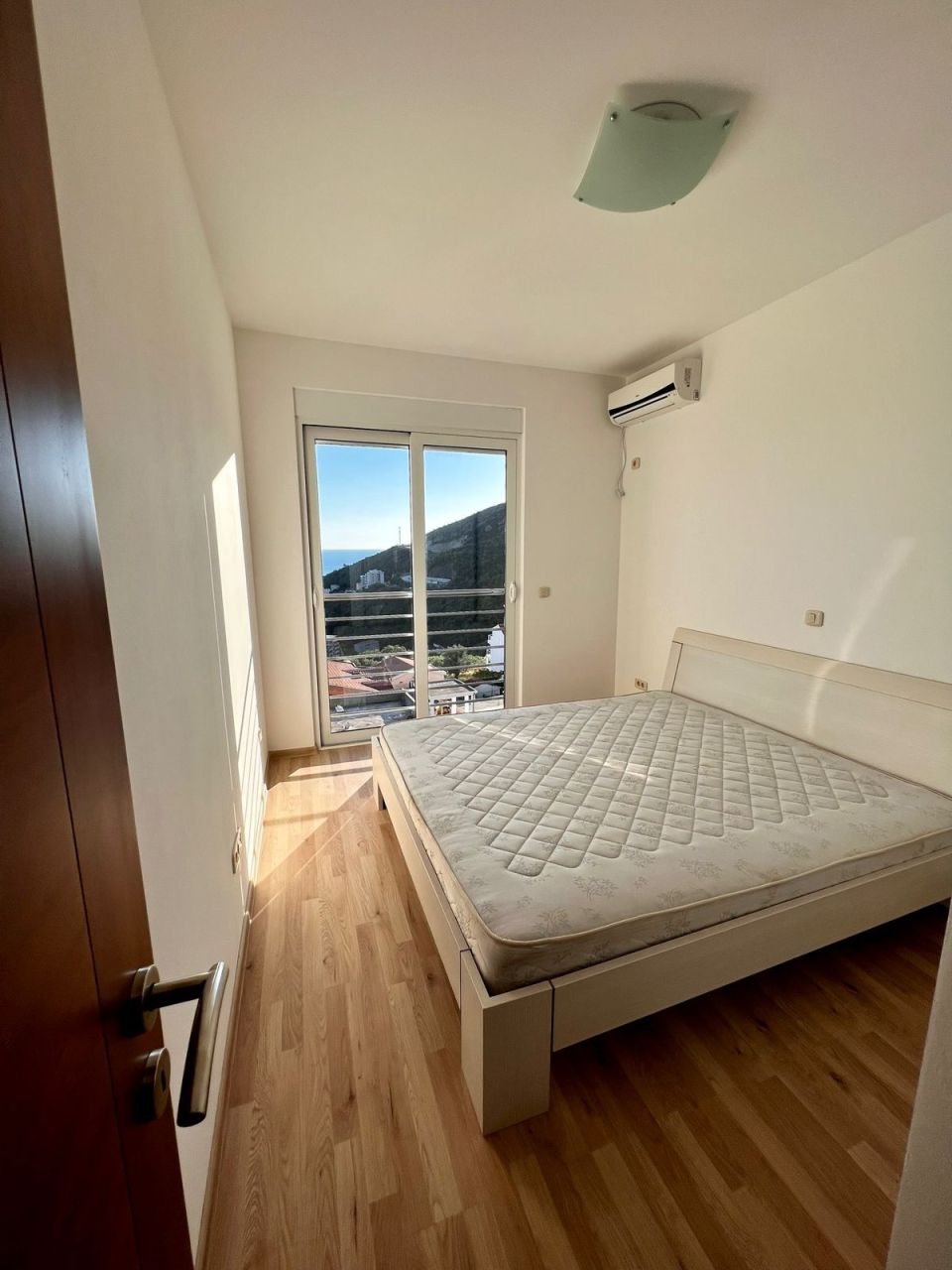 Flat in Budva, Montenegro, 78 m² - picture 9