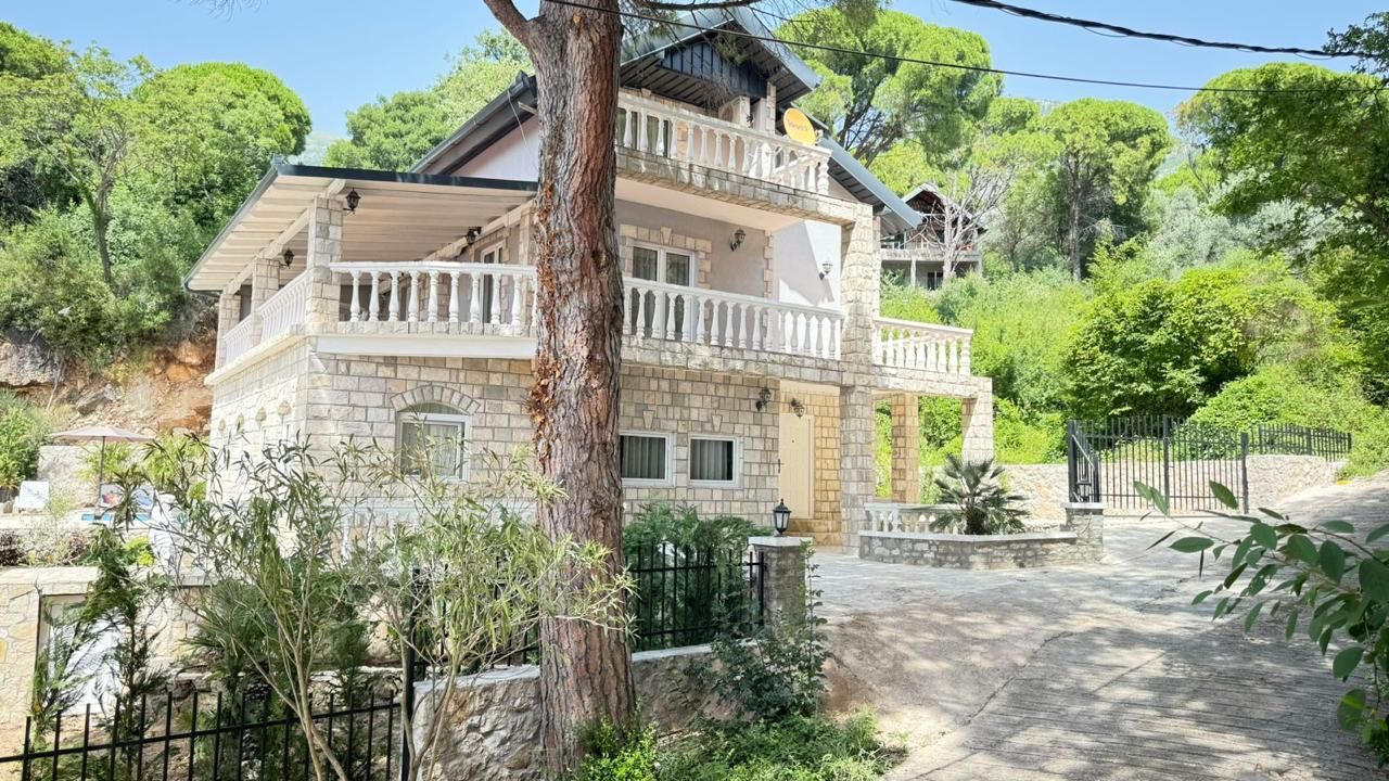 Maison Ratats, Monténégro, 320 m² - image 1