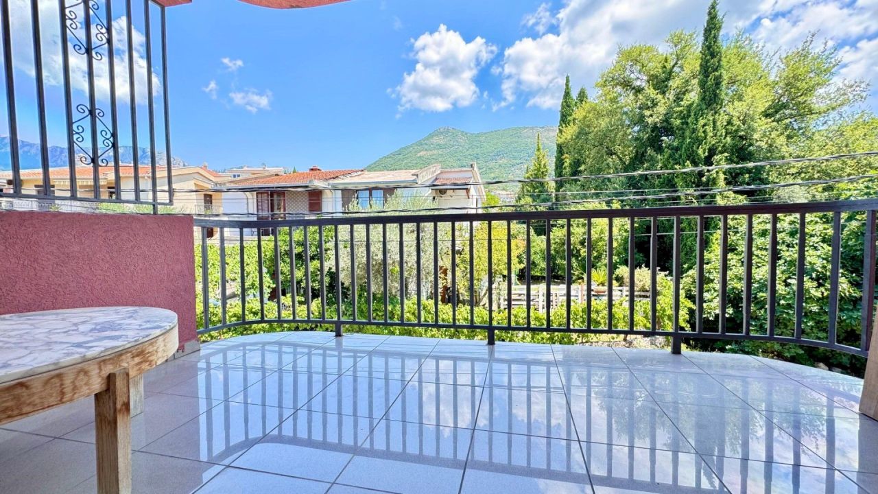 Flat in Bar, Montenegro, 105 m² - picture 7