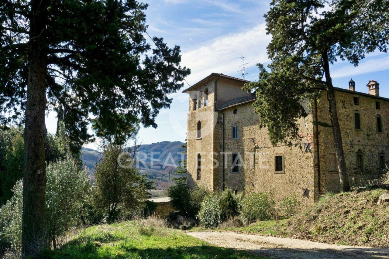 Maison à Citta di Castello, Italie, 943 m² - image 2