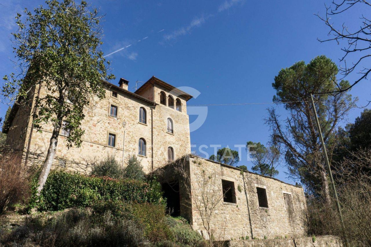 Maison à Citta di Castello, Italie, 943 m² - image 3