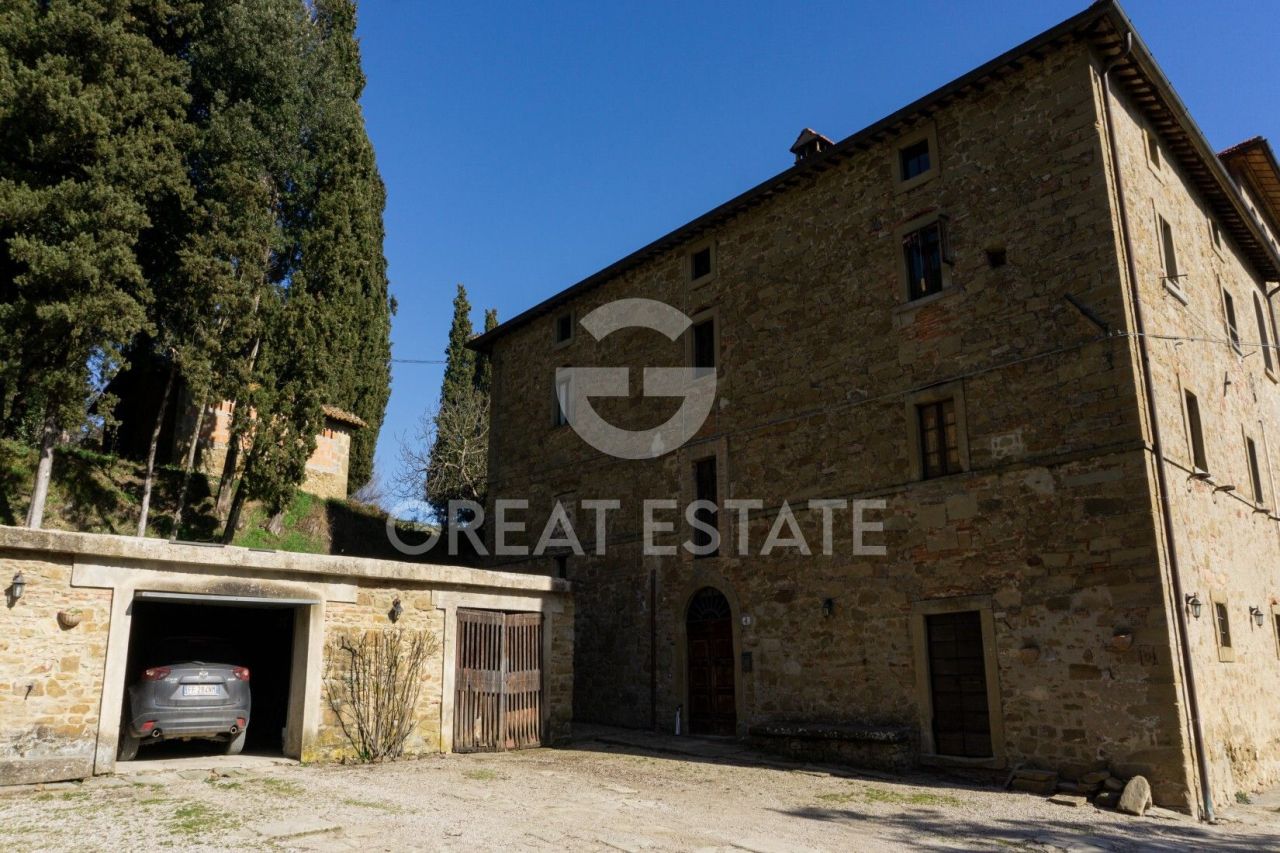Maison à Citta di Castello, Italie, 943 m² - image 8