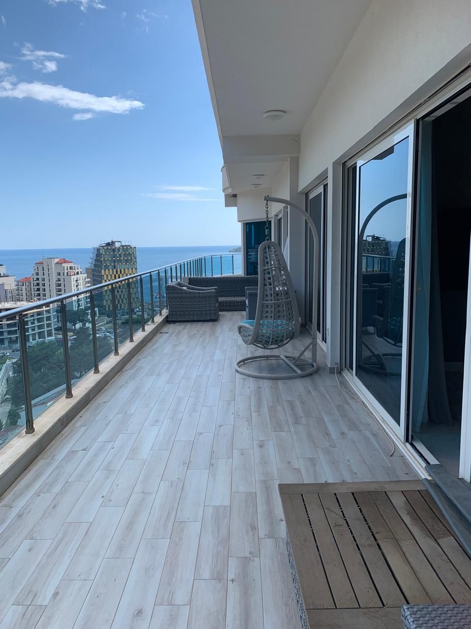 Piso en Budva, Montenegro, 119 m² - imagen 1