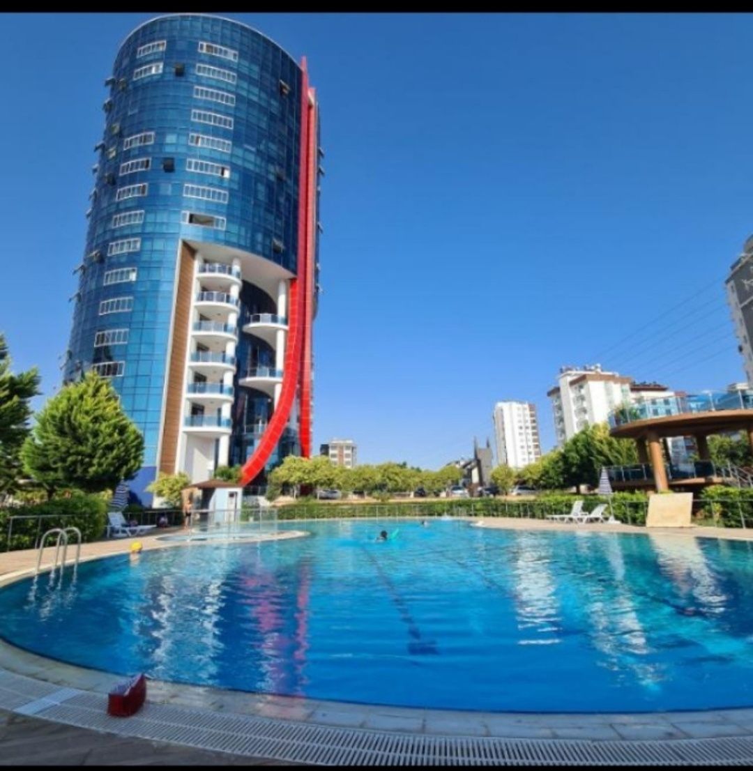 Piso en Mersin, Turquia, 100 m² - imagen 1