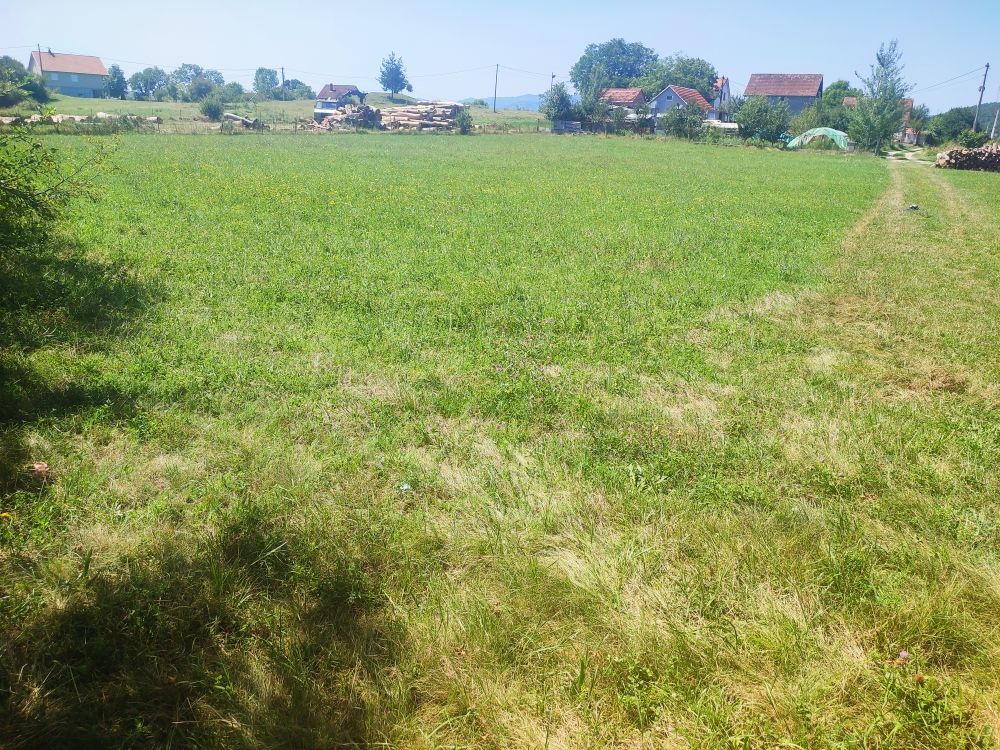 Terrain à Nikšić, Monténégro, 10 730 m² - image 4