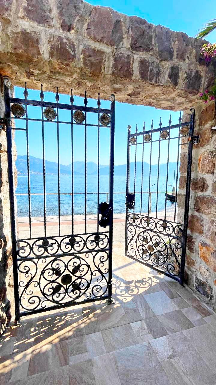 Villa in Krasici, Montenegro, 209 m² - Foto 4