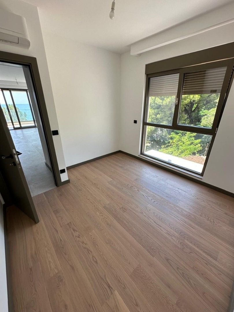 Flat in Bar, Montenegro, 51 m² - picture 16