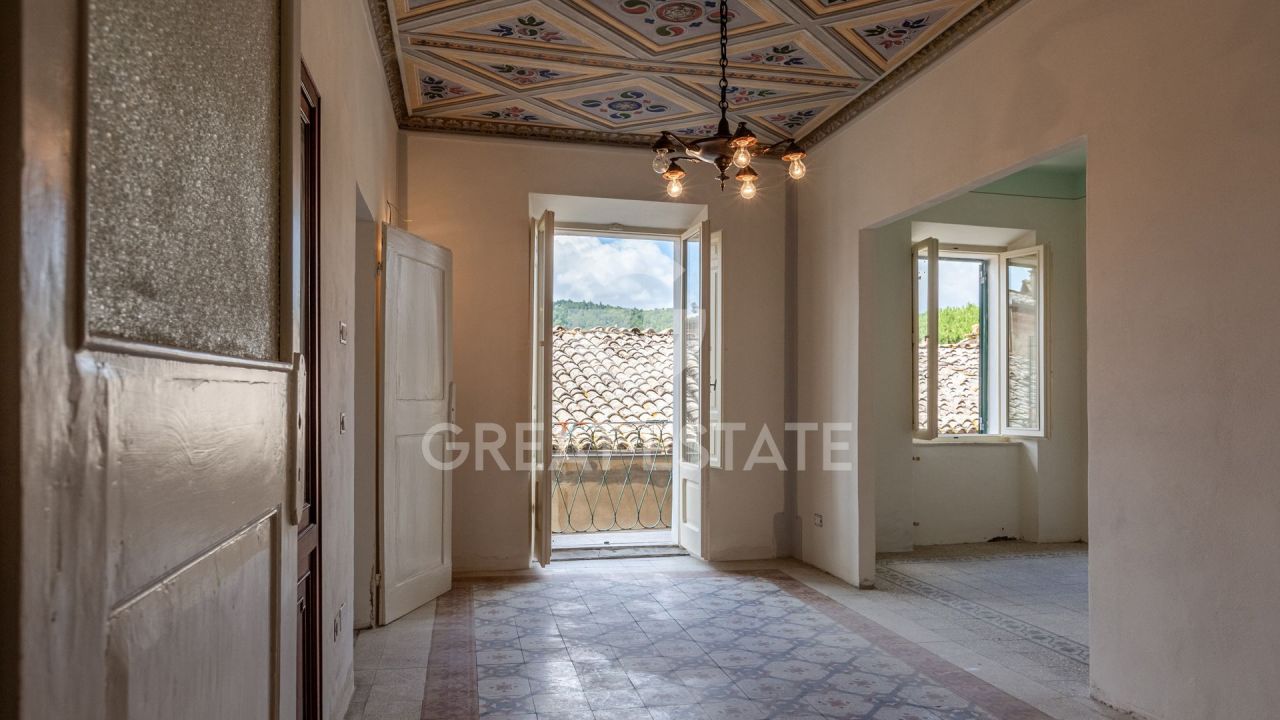 Apartment in Sarteano, Italy, 137.35 m² - picture 1