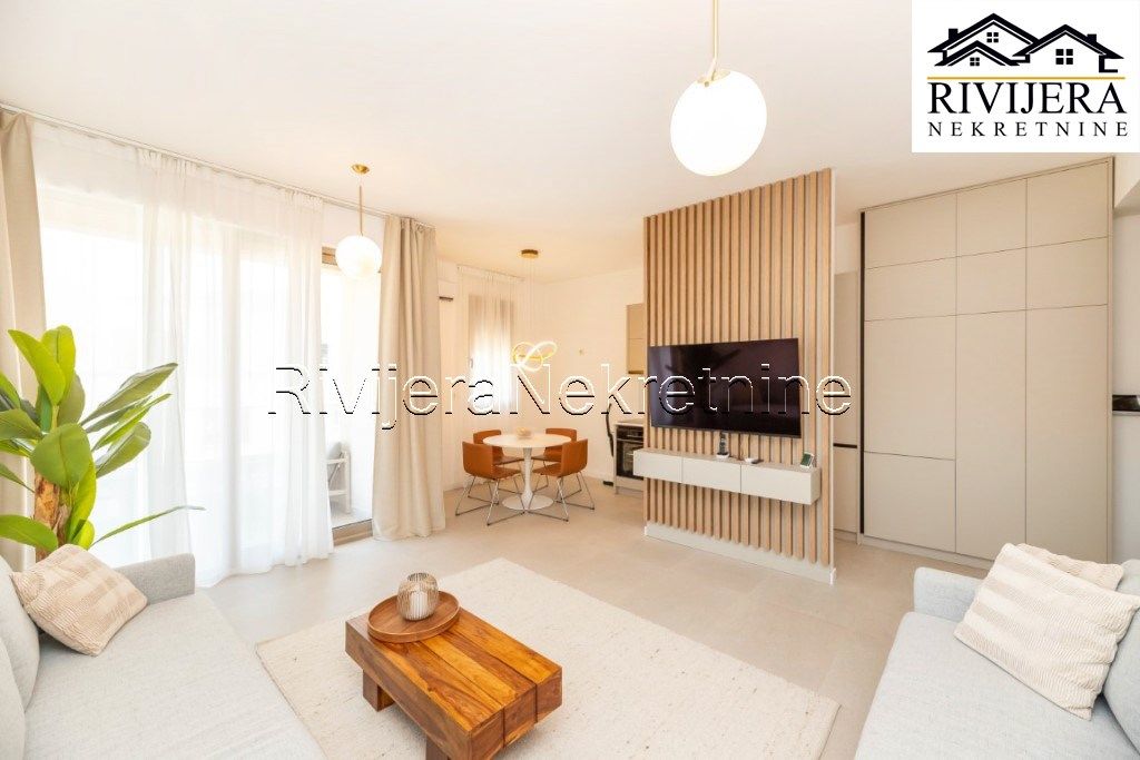 Wohnung in Herceg-Novi, Montenegro, 51 m² - Foto 1