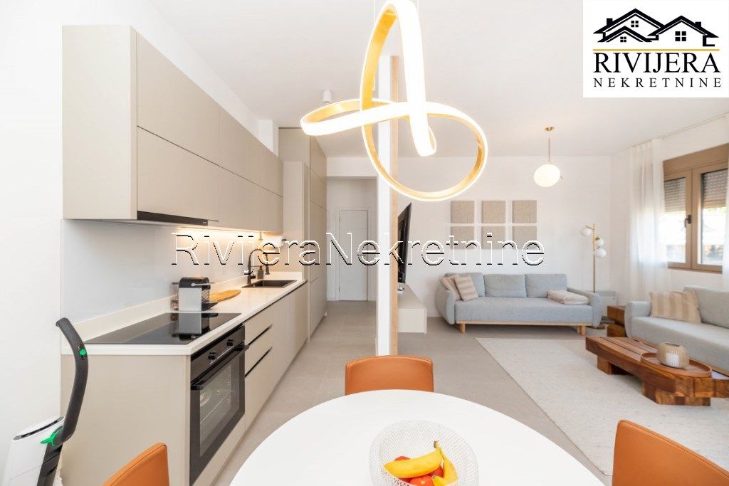 Piso en Herceg-Novi, Montenegro, 51 m² - imagen 9