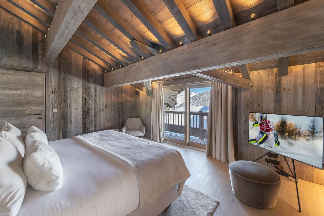 Chalet à Courchevel, France, 320 m² - image 9
