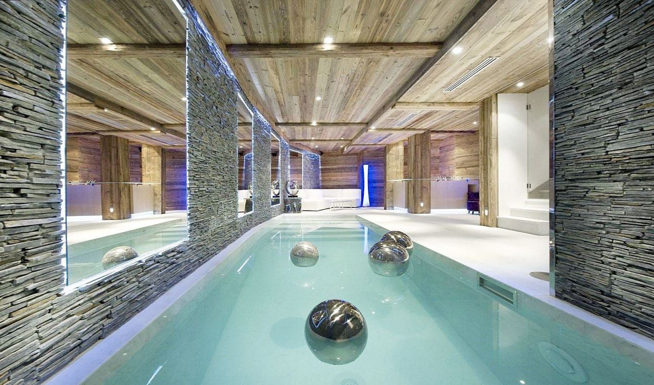 Chalet en Courchevel, Francia, 254 m² - imagen 1