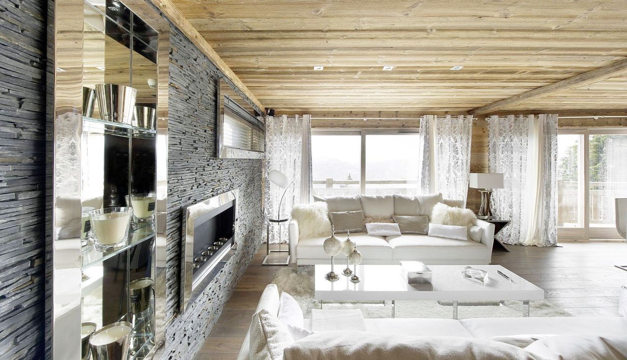 Chalet in Courchevel, France, 254 m² - picture 3