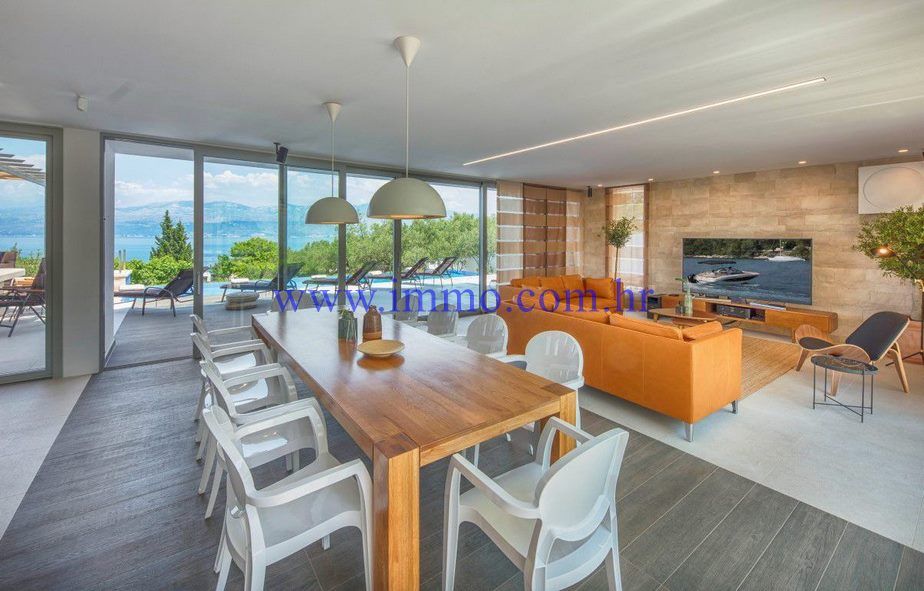 Villa on Brac, Croatia, 350 m² - picture 5