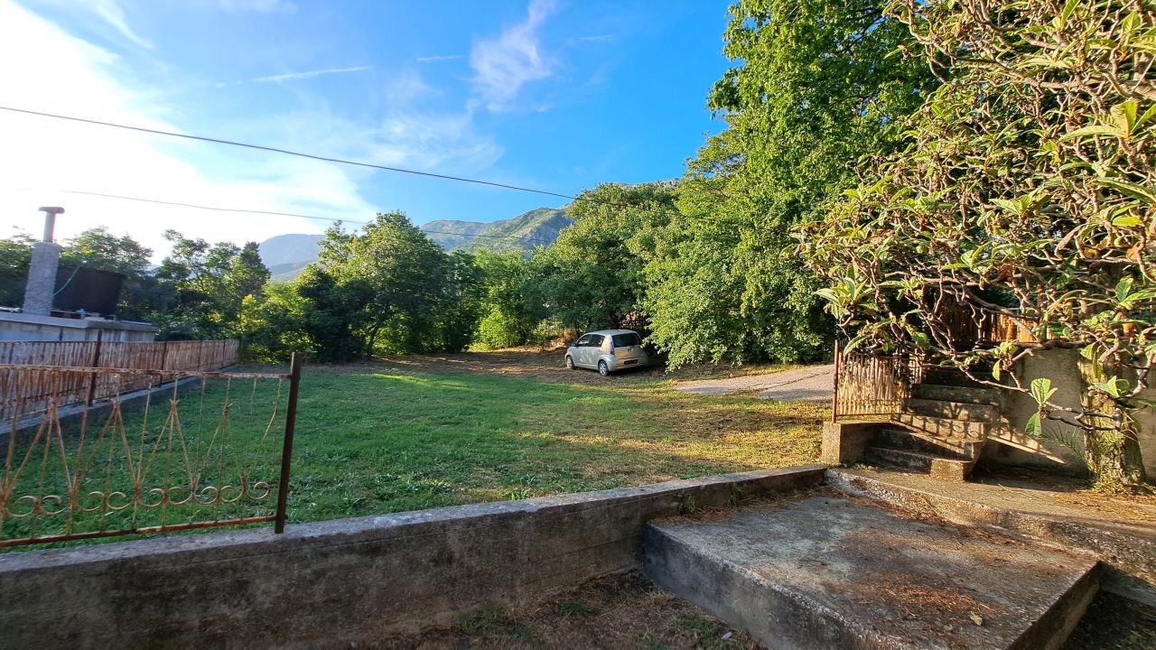Terreno a Sutomore, Montenegro, 301 m2 - foto 2