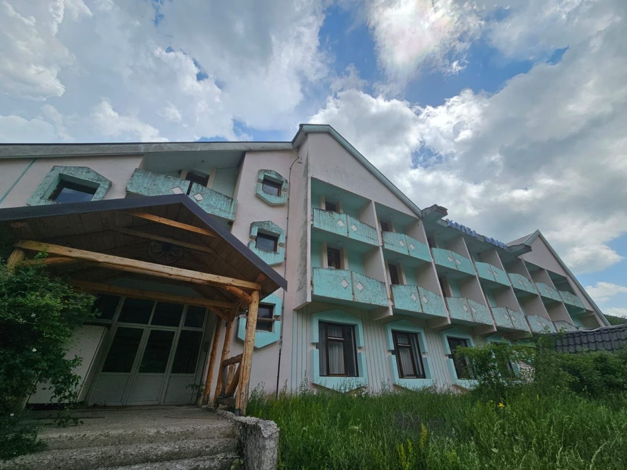 Hotel in Šavnik, Montenegro, 2 000 m² - Foto 1