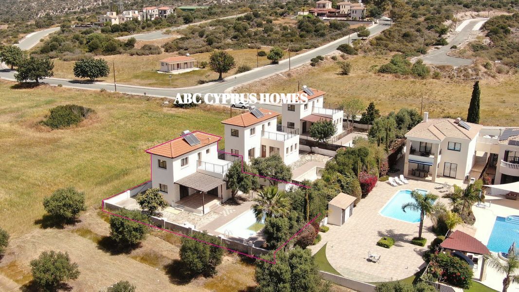 Mietshaus in Paphos, Zypern, 270 m² - Foto 1