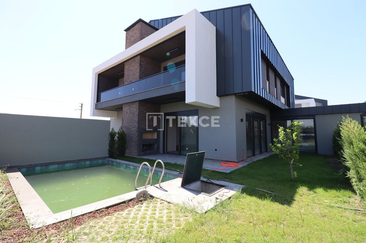 Villa in Antalya, Turkey, 255 m² - picture 1