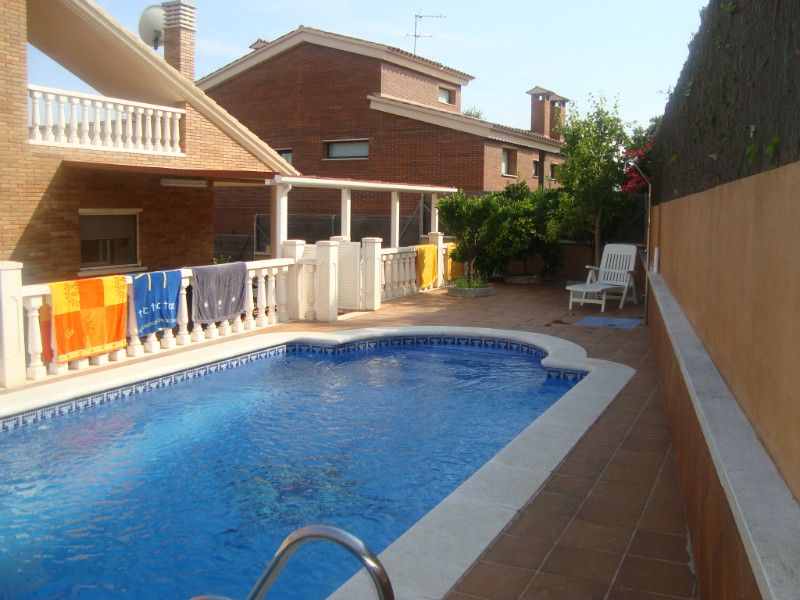 Chalet in Calafell, Spanien, 250 m² - Foto 1