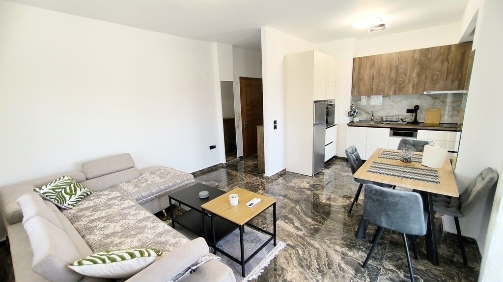 Piso en Pieria, Grecia, 77 m² - imagen 1